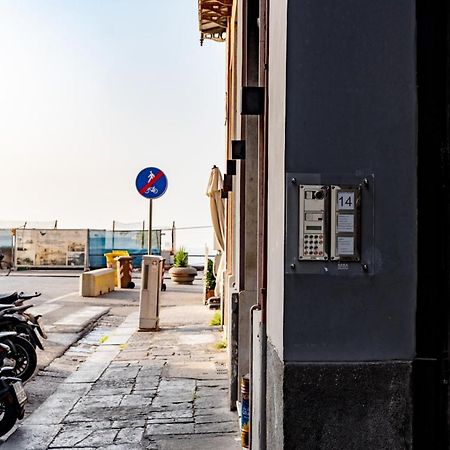 Via Niccolo Tommaseo 14 Apartment Napoli Exterior foto