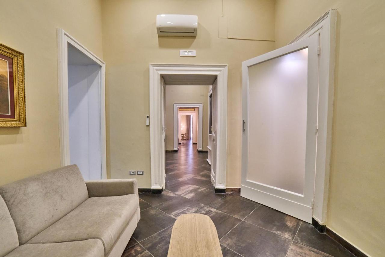 Via Niccolo Tommaseo 14 Apartment Napoli Exterior foto