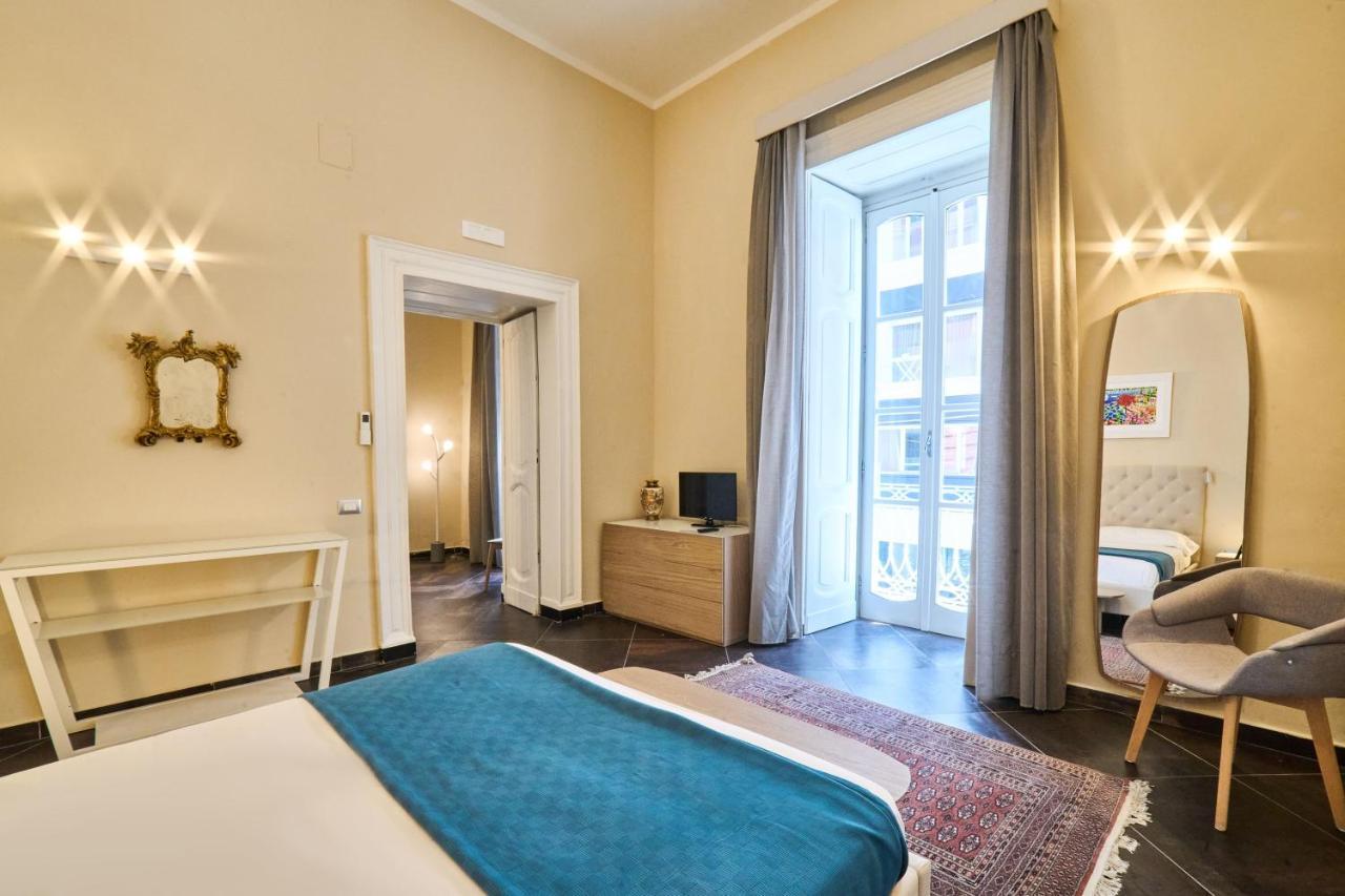 Via Niccolo Tommaseo 14 Apartment Napoli Exterior foto