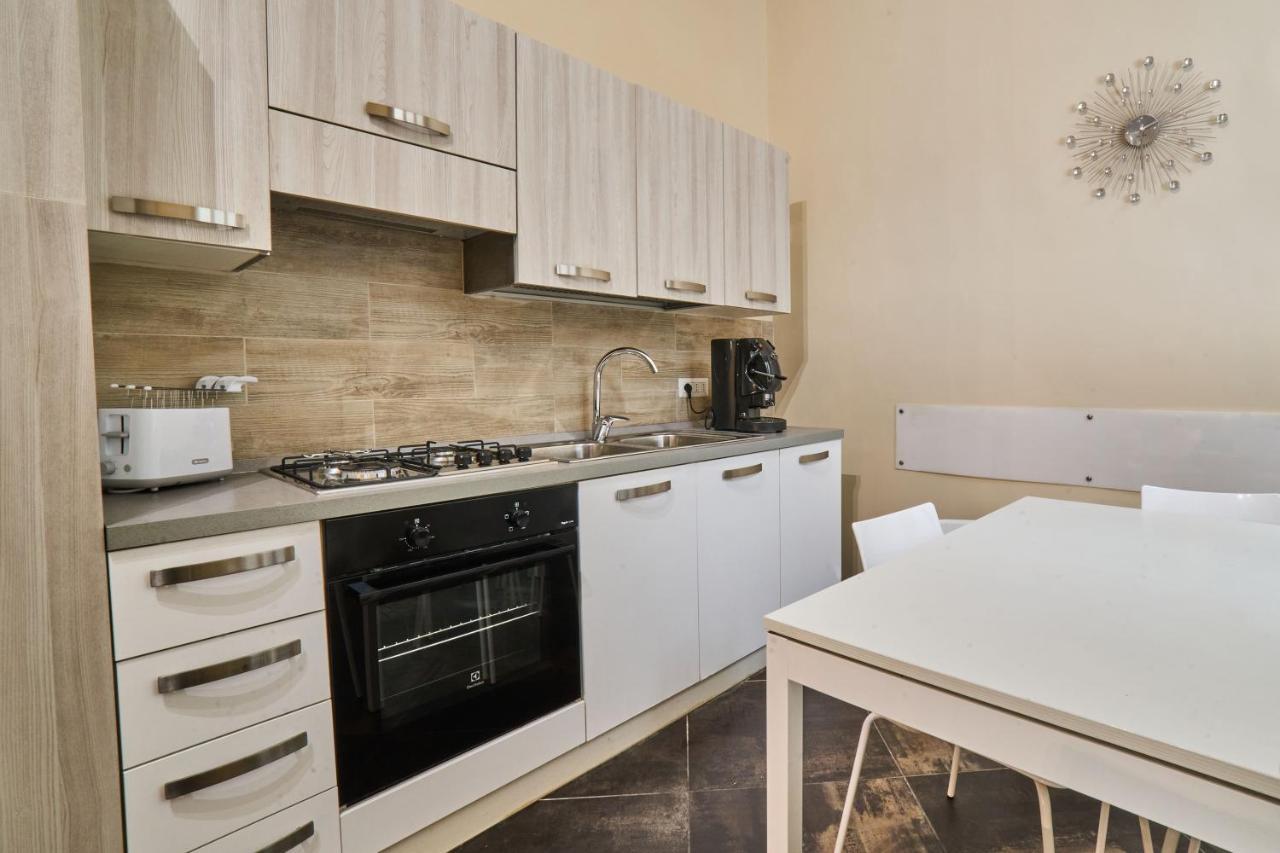 Via Niccolo Tommaseo 14 Apartment Napoli Exterior foto