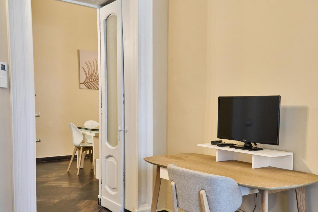 Via Niccolo Tommaseo 14 Apartment Napoli Exterior foto